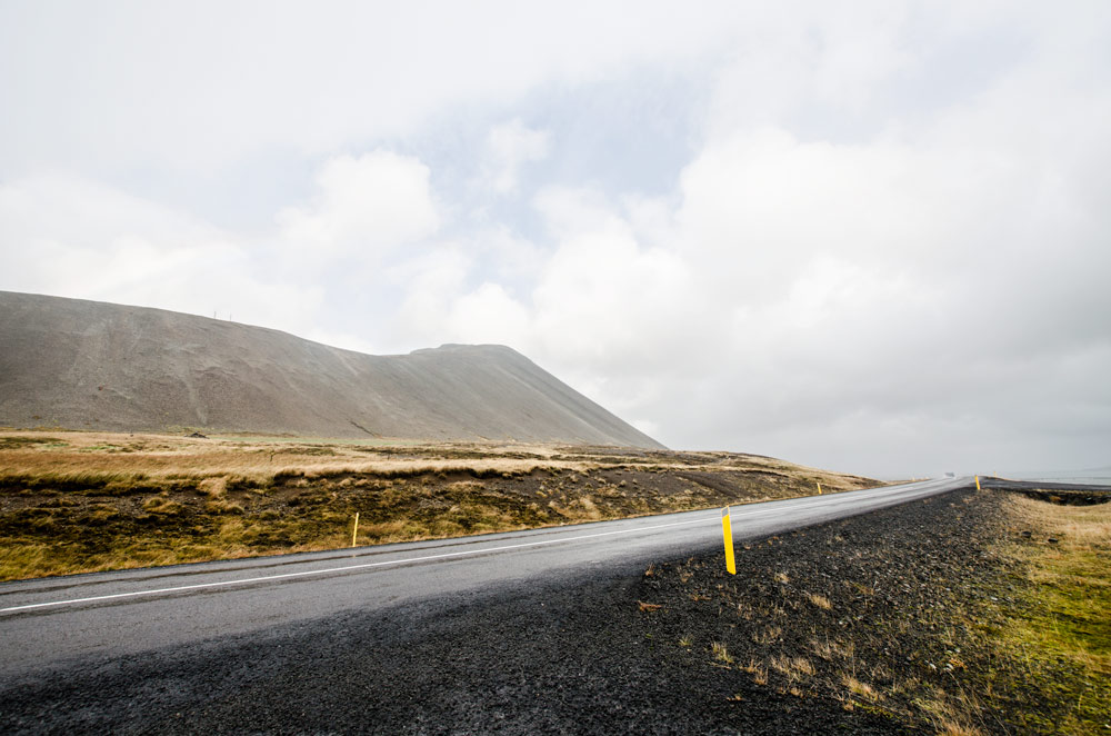 Sur le bord de la route - Islande
